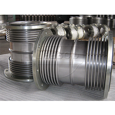 波紋<a href=http://www.cxyxn.com target=_blank class=infotextkey>補償器</a>水平安裝和垂直安裝的正確安裝方法