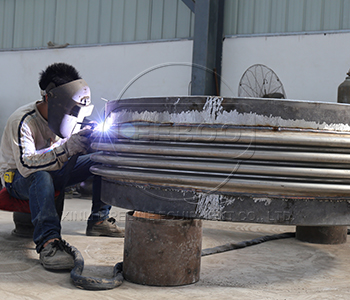 非金屬柔性<a href=http://www.cxyxn.com target=_blank class=infotextkey>補償器</a>鑫利專產(chǎn)