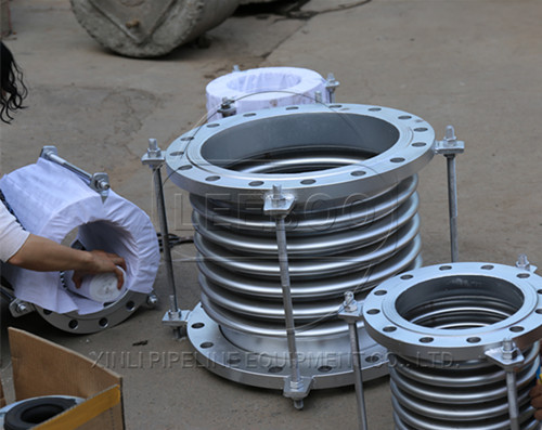 內(nèi)壓式波紋<a href=http://www.cxyxn.com target=_blank class=infotextkey>補償器</a>的安裝