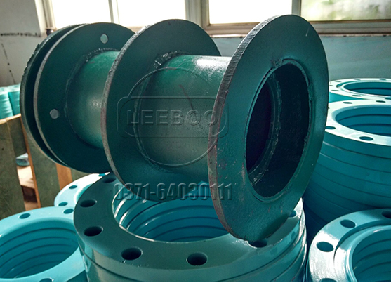 柔性套管式<a href=http://www.cxyxn.com target=_blank class=infotextkey>伸縮器</a>的管道作用